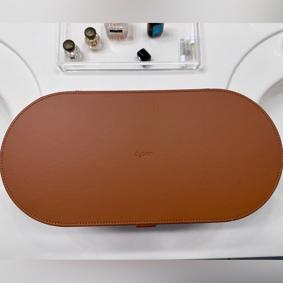 Dyson Air Wrap Attachments - Picture 1 of 3